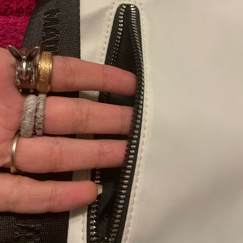 Steve Madden White Backpack - Picture 7 of 15